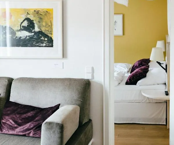 Altes Amtshaus, 3 3* Mulfingen